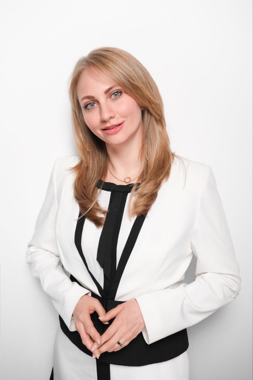 Виктория Устинова